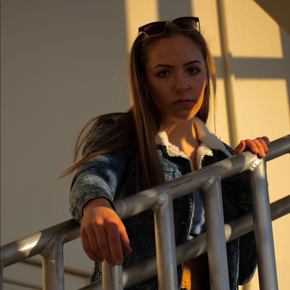 Meet your Posher, Kayla